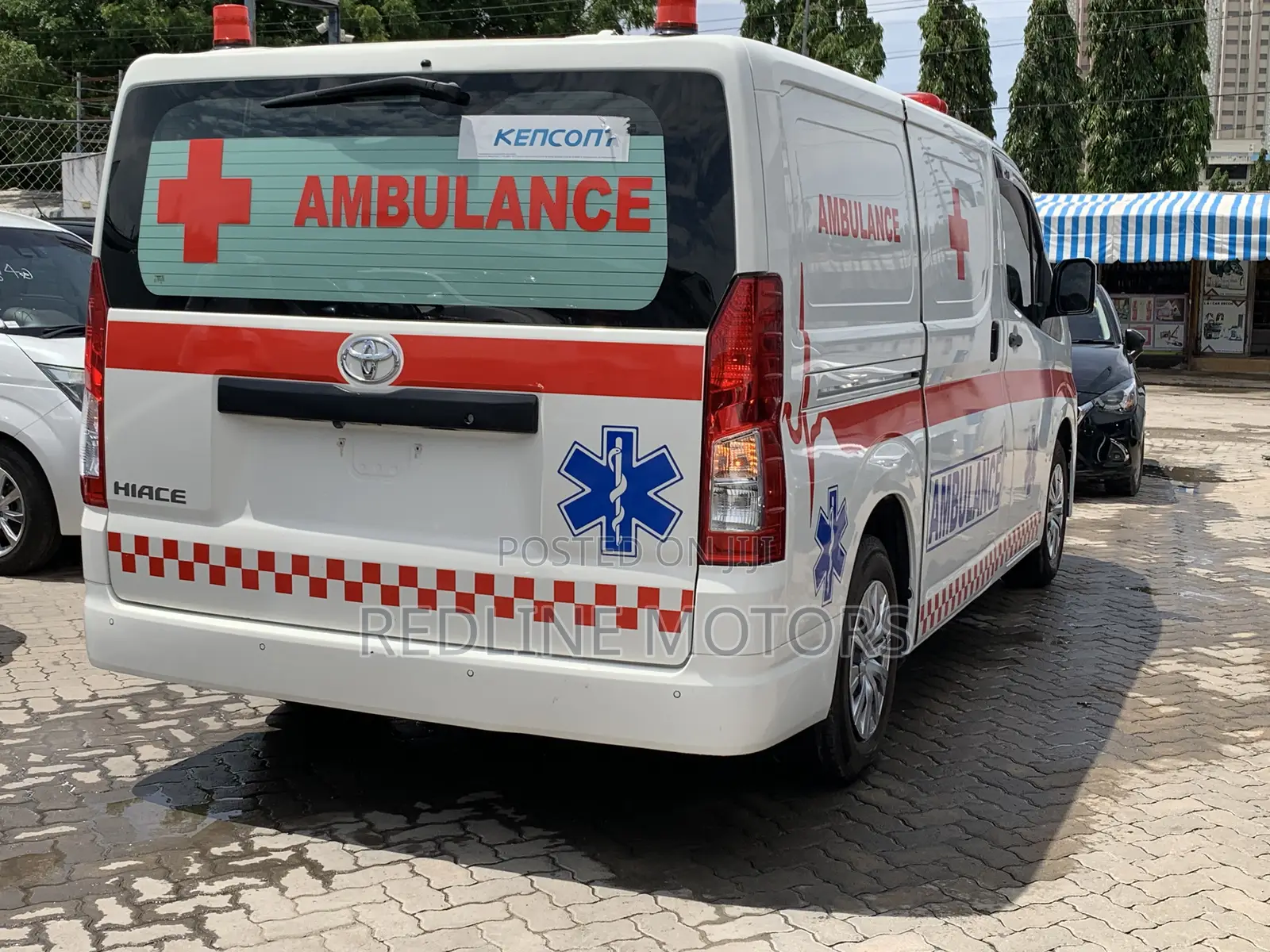 Toyota HiAce 2021 White