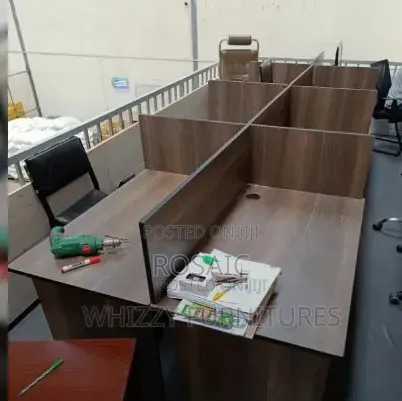 8-Way Working Station
