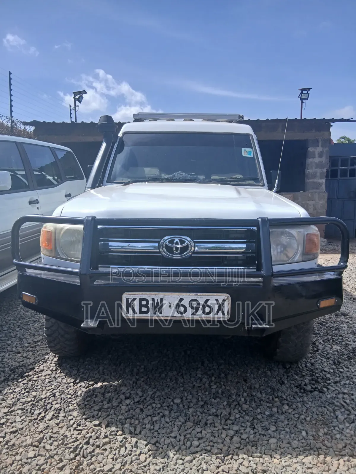 Toyota Land Cruiser 2008 White