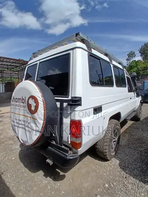 Toyota Land Cruiser 2008 White