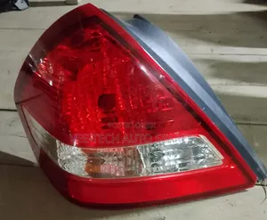Nissan Tiida Taillight