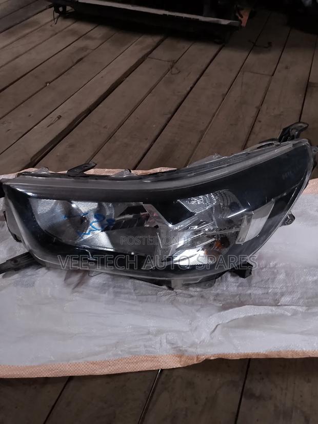 Toyota Hilux Headlight Levo Non Xenon