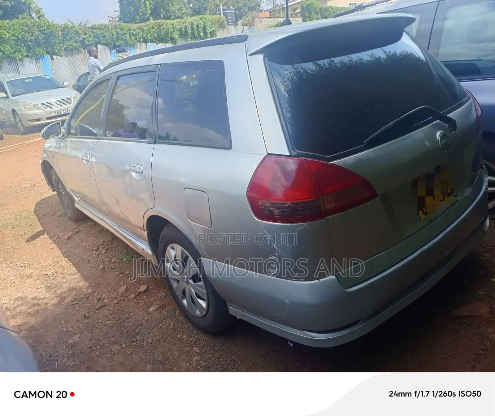 Nissan Advan 2003 Silver