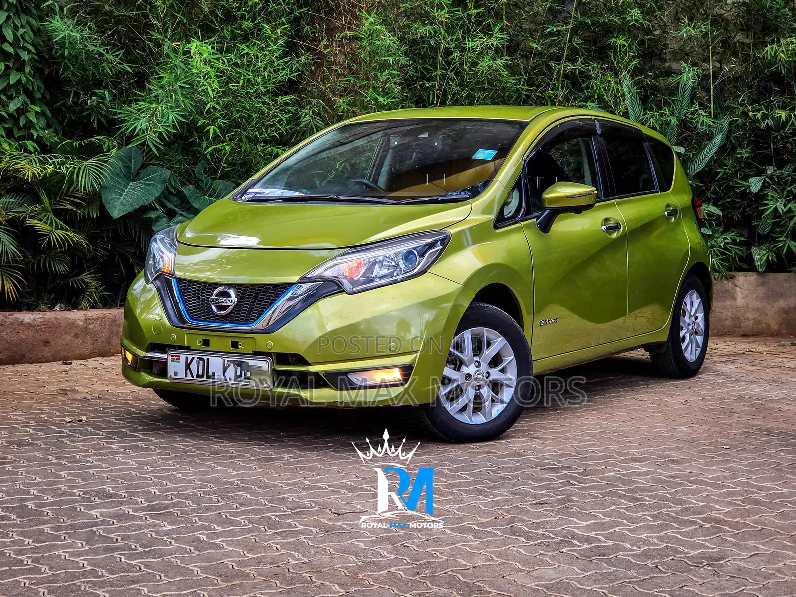 Nissan Note 1.2 Hybrid 2017 Green