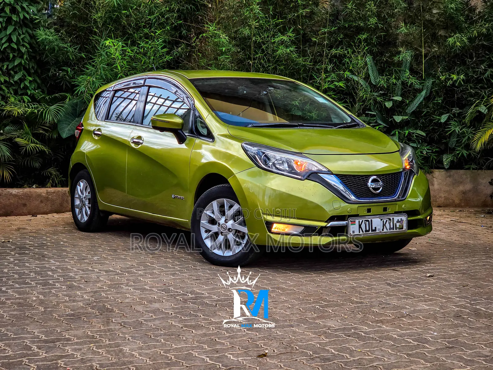 Nissan Note 1.2 Hybrid 2017 Green