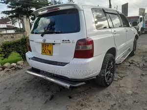 Toyota Kluger 2007 White