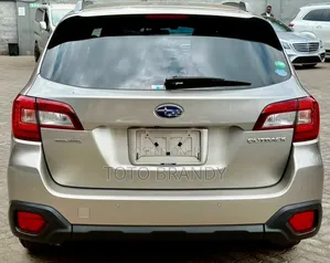 Subaru Outback 2.5i Premium AWD 2019 Silver