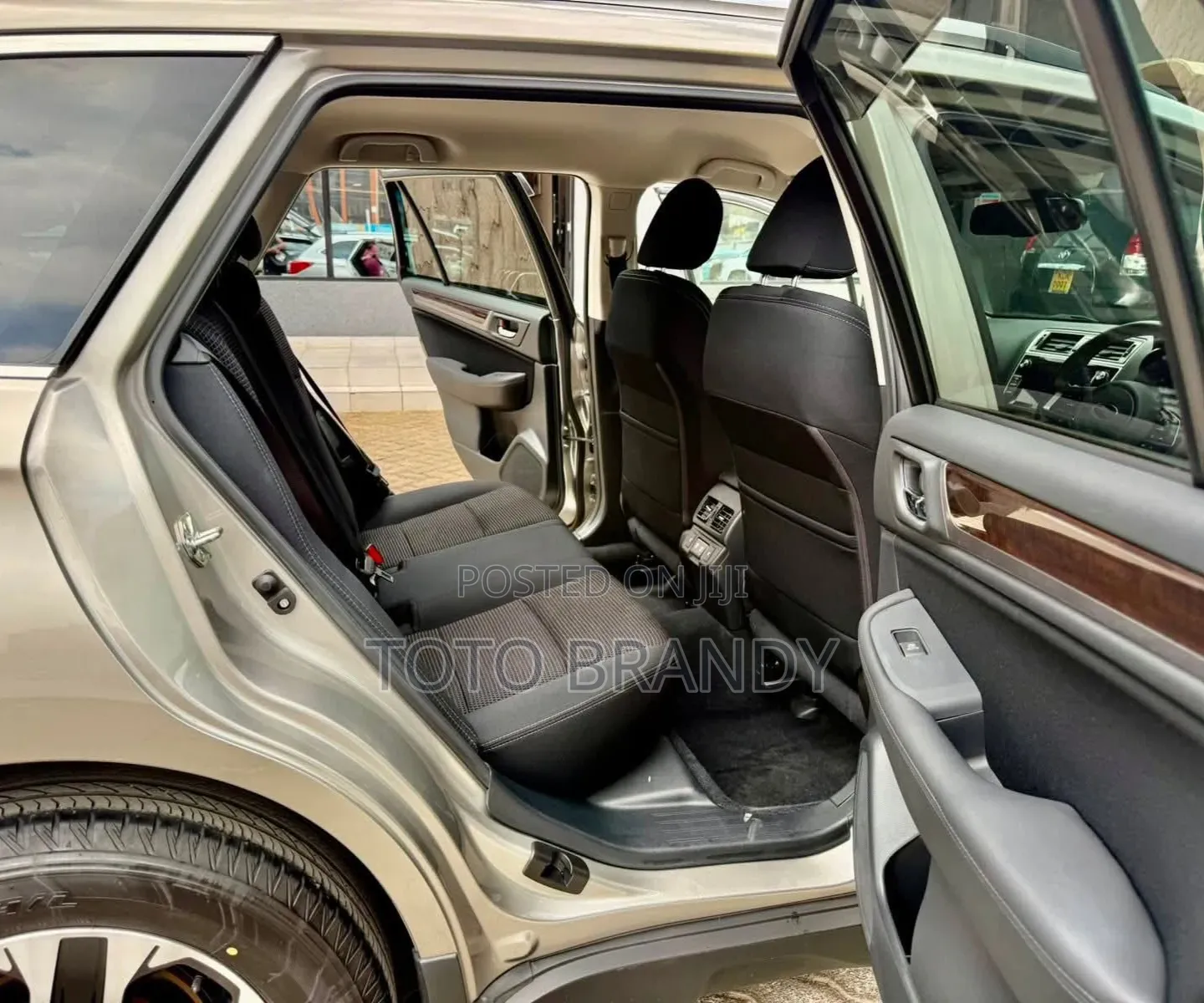 Subaru Outback 2.5i Premium AWD 2019 Silver
