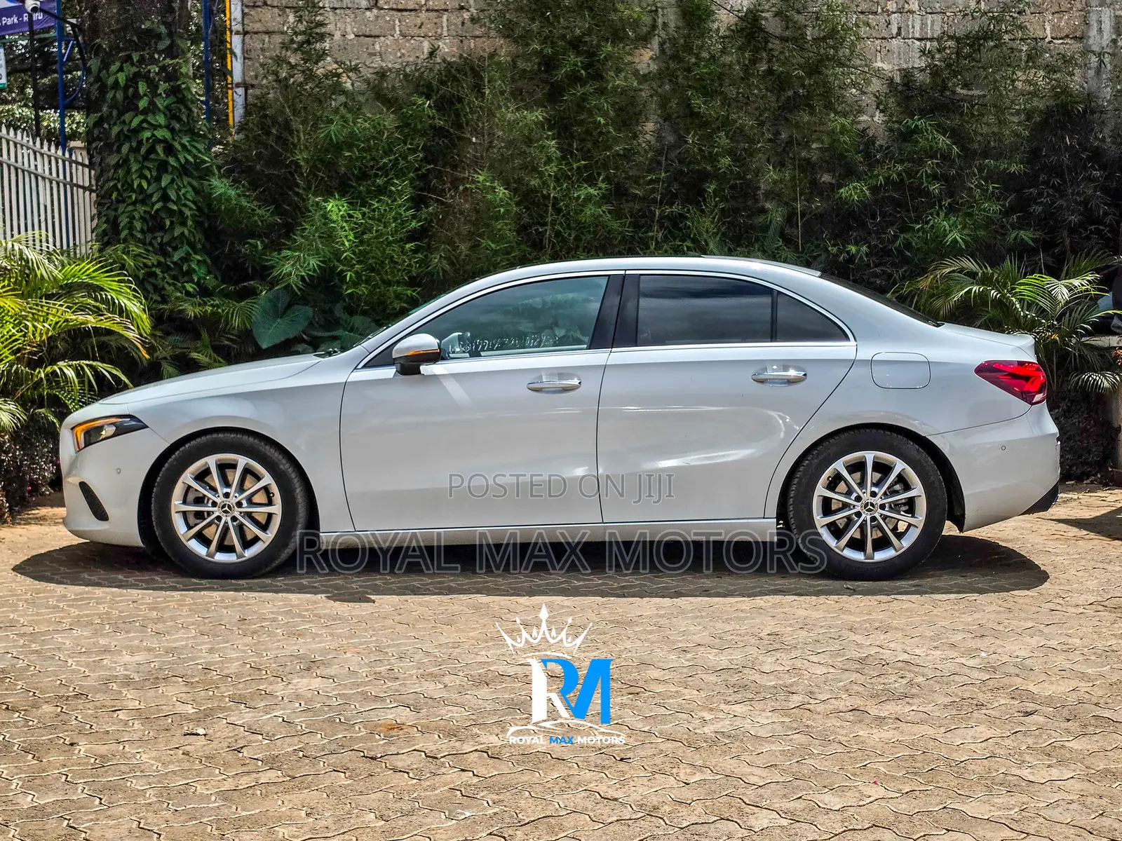 Mercedes-Benz A-Class 2019 White