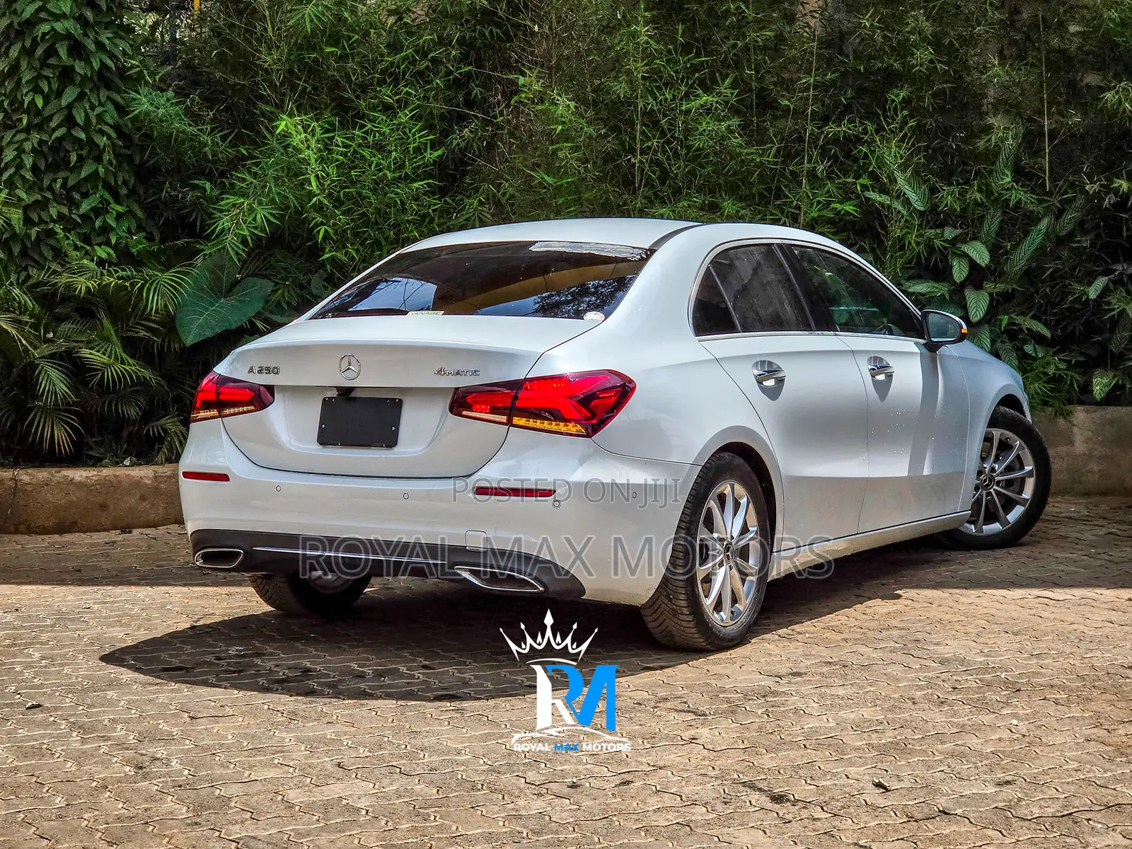 Mercedes-Benz A-Class 2019 White