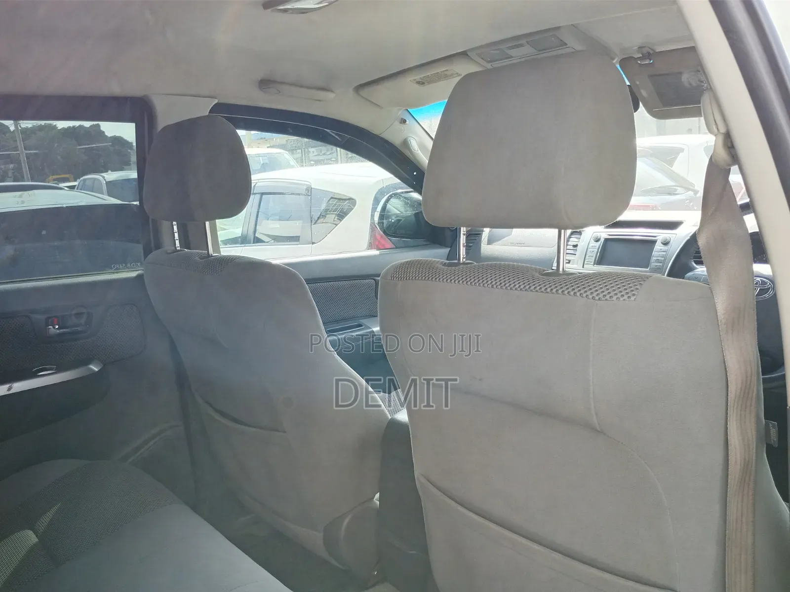 Toyota Hilux 3.0 D-4D 4x4 2012 Silver
