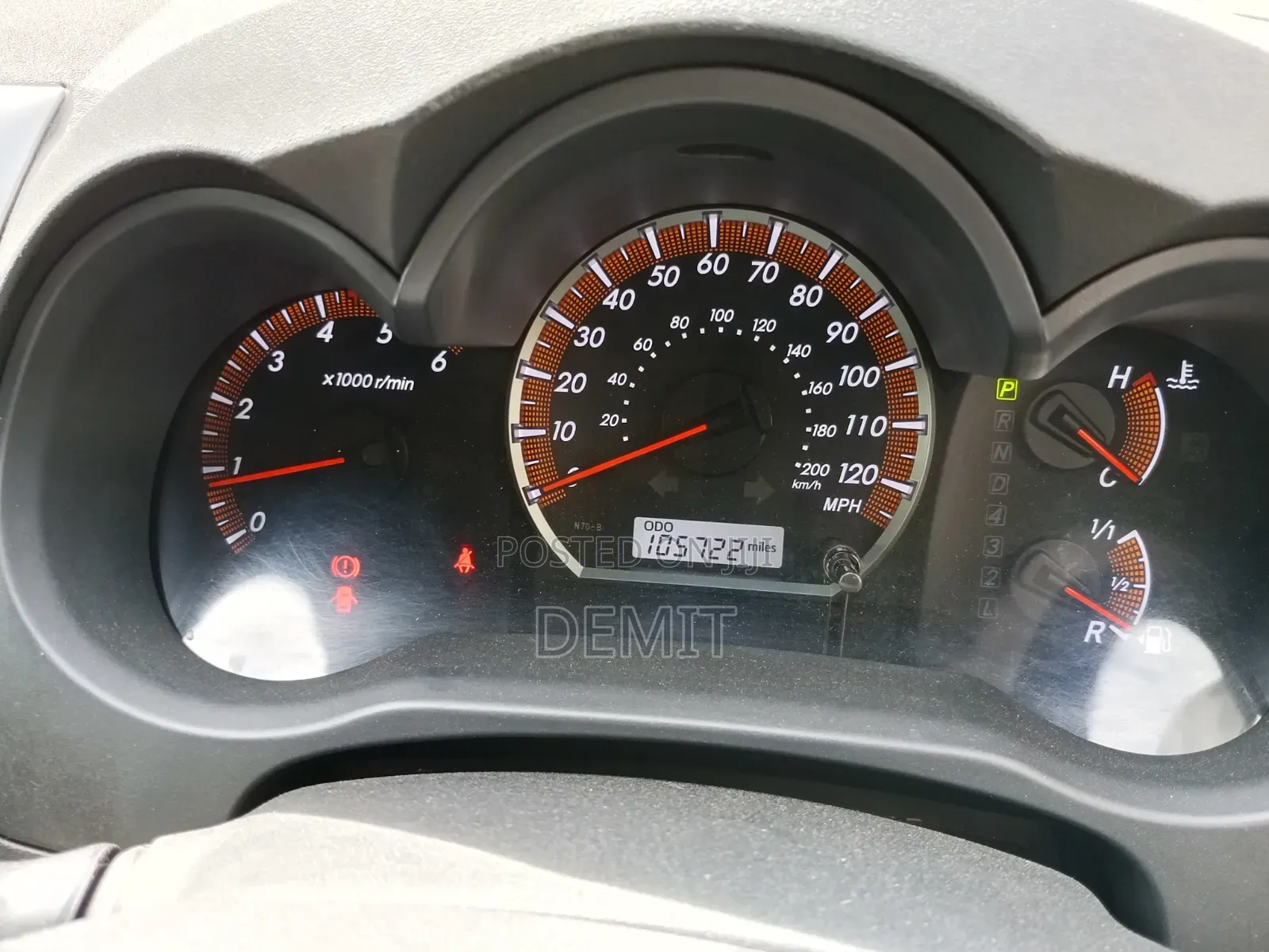 Toyota Hilux 3.0 D-4D 4x4 2012 Silver