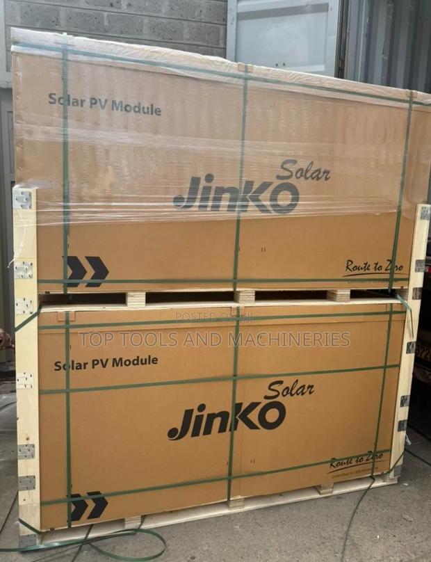 Jinko 585 Watts Pv Module Mono Crystalline Solar Panel