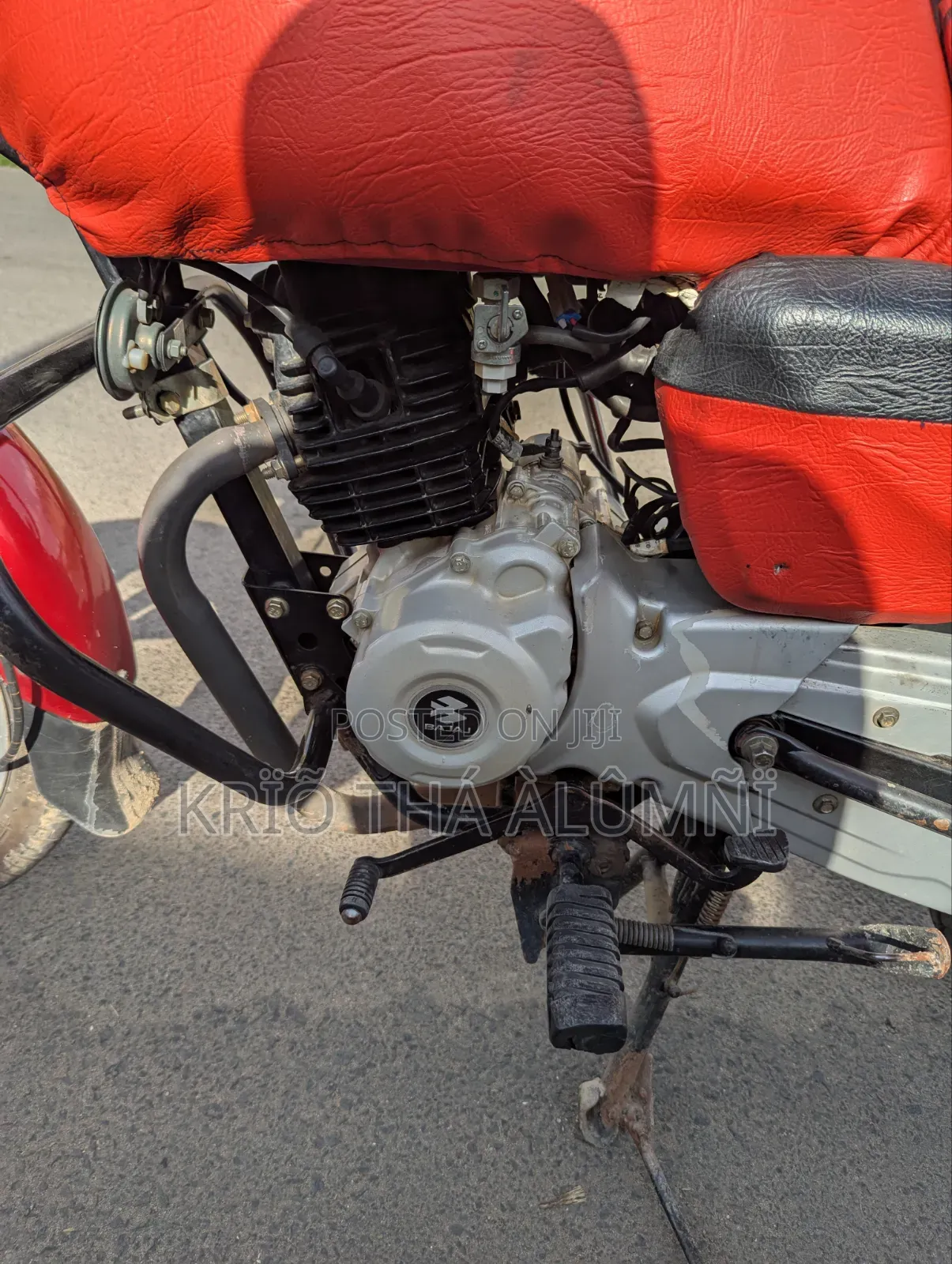 Bajaj Boxer 2025 Red