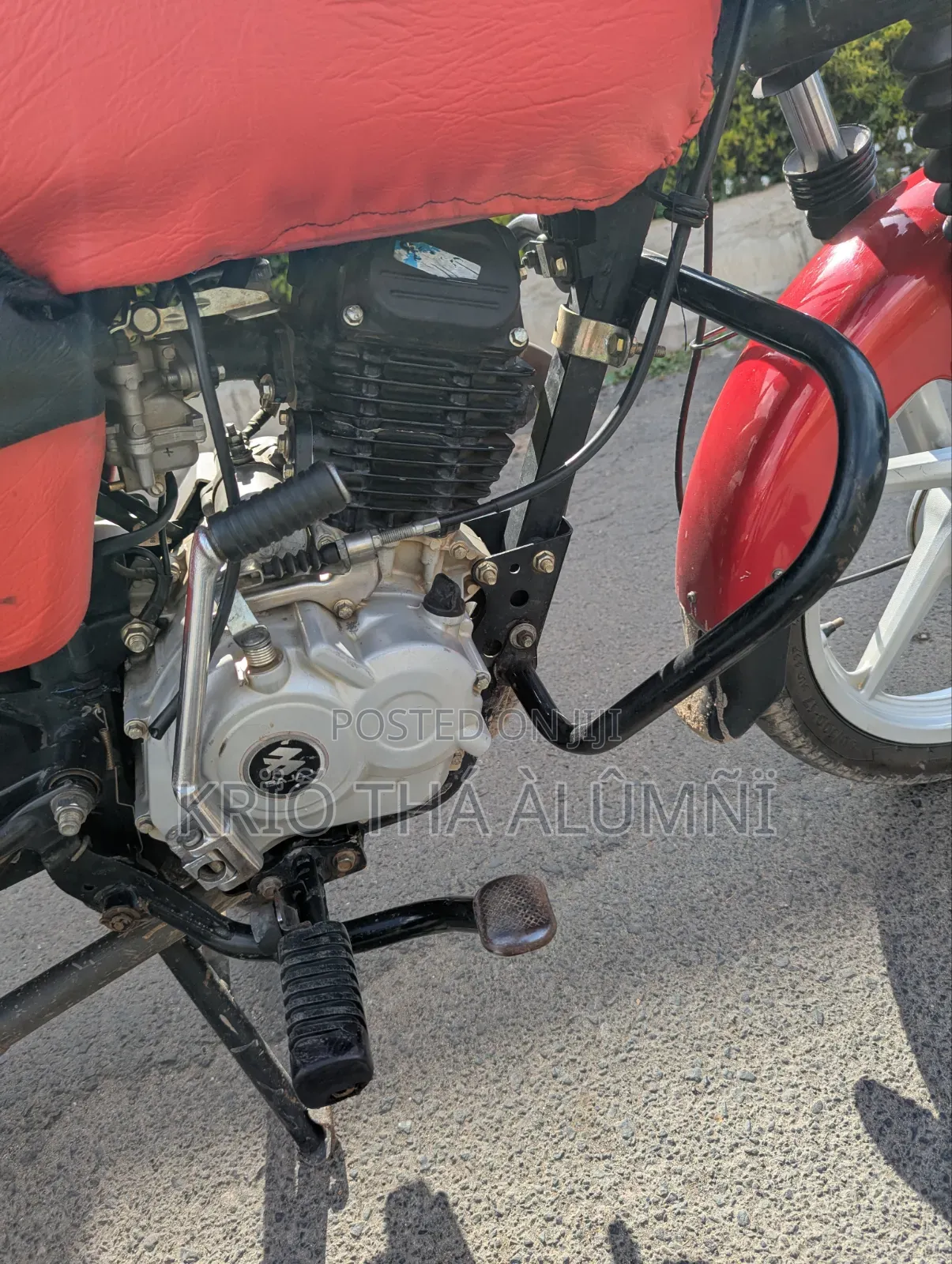 Bajaj Boxer 2025 Red