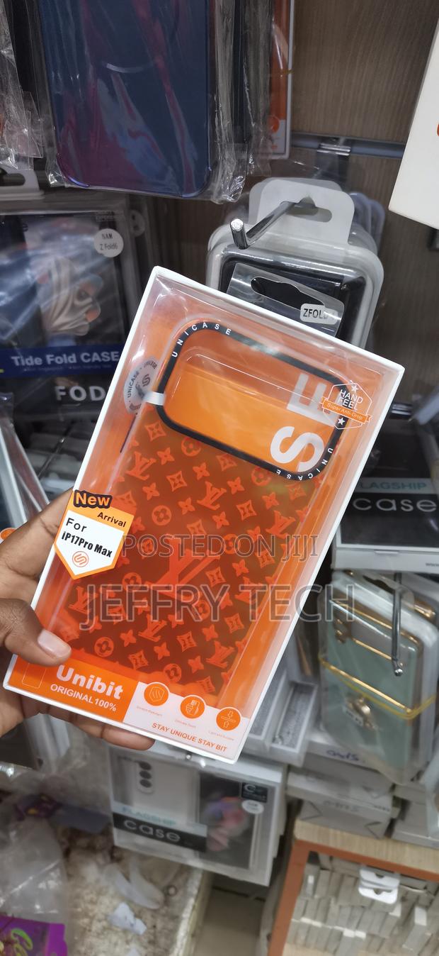 iPhone 17 Pro Max,Prominent Orange and Dark Red Monogram Design Case - thumbnail 2