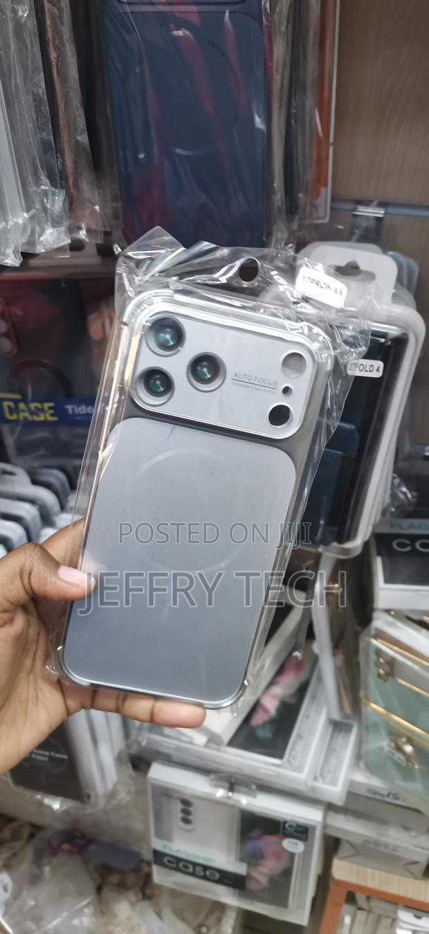 iPhone 17 Pro Max Translucent Matte Case - thumbnail 2