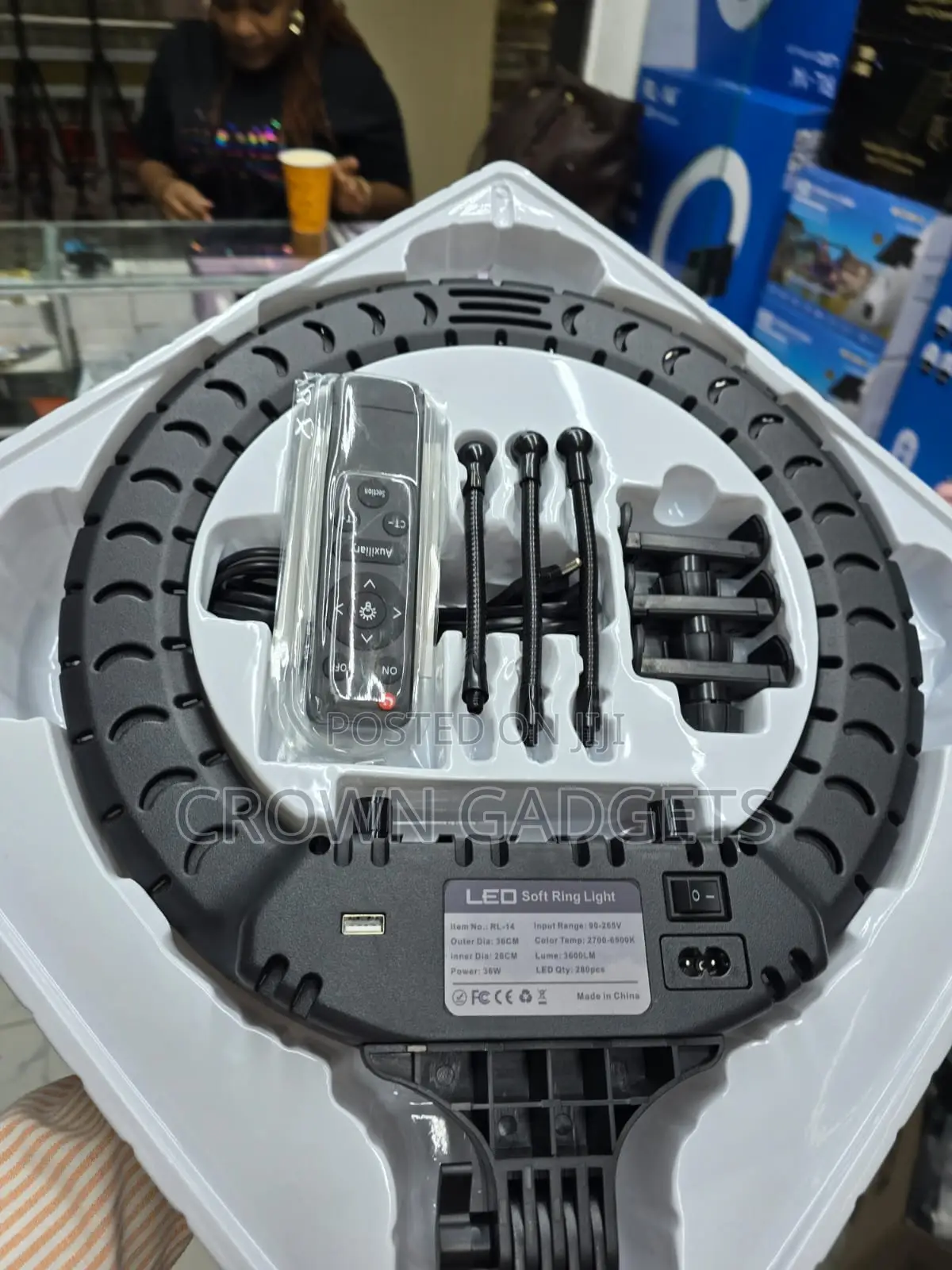 Rl-14 Led Fill Light for Content Creation and Photography