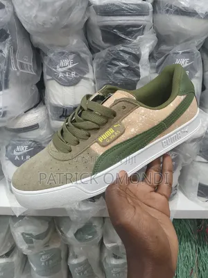 Men Sneakers