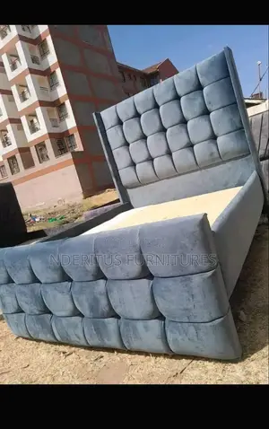 Grey Chester Bed