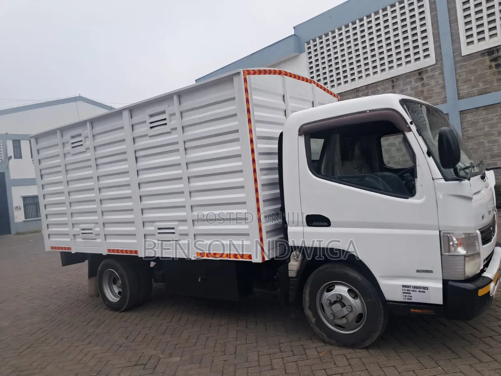 Mitsubishi Canter 2013