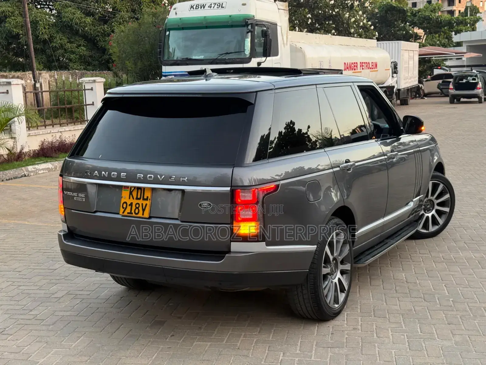 Land Rover Range Rover Vogue 2015 Gray