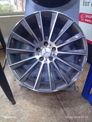 19-Inch Mercedes Dual-Tone Alloy Rims | Multi-Spoke Gray