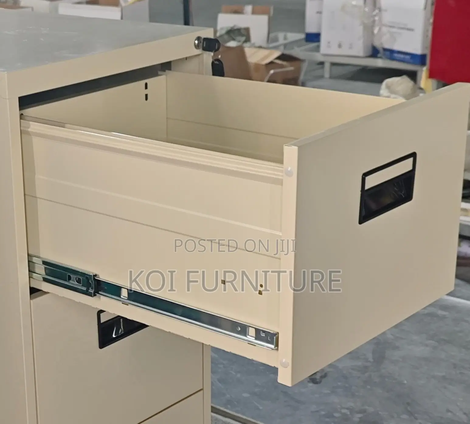 Office Cabinet; Three Doors Lockable Office Steel Cabinet