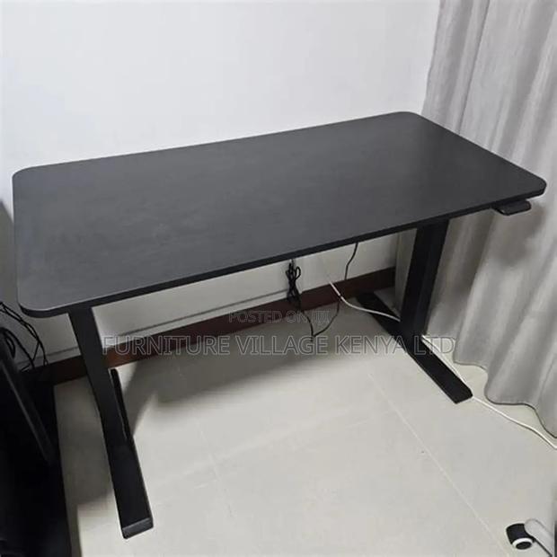 1200mm Electric Lifting Desk. - thumbnail 2