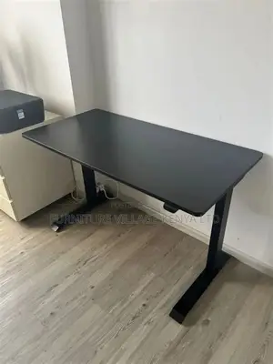 1200mm Electric Lifting Desk.