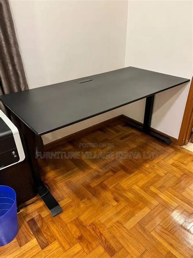 1200mm Electric Lifting Desk. - thumbnail 8