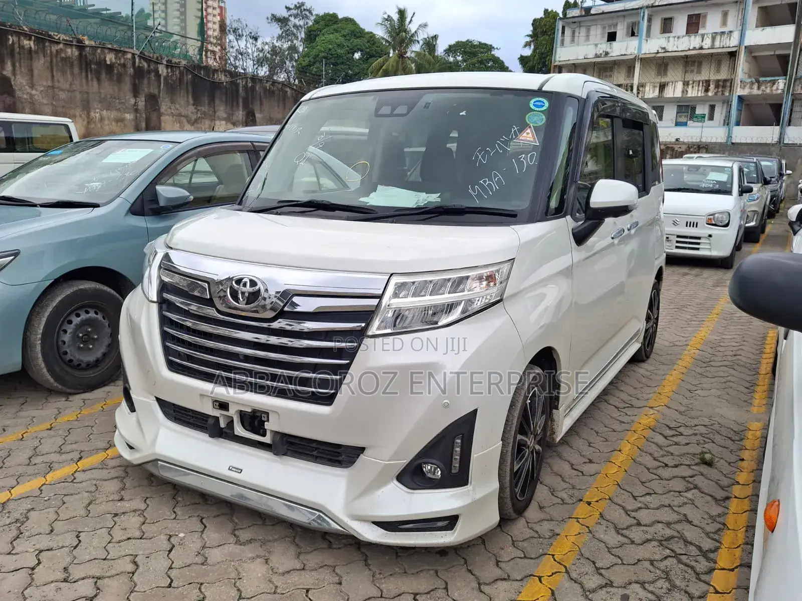 Toyota Roomy 2018 White