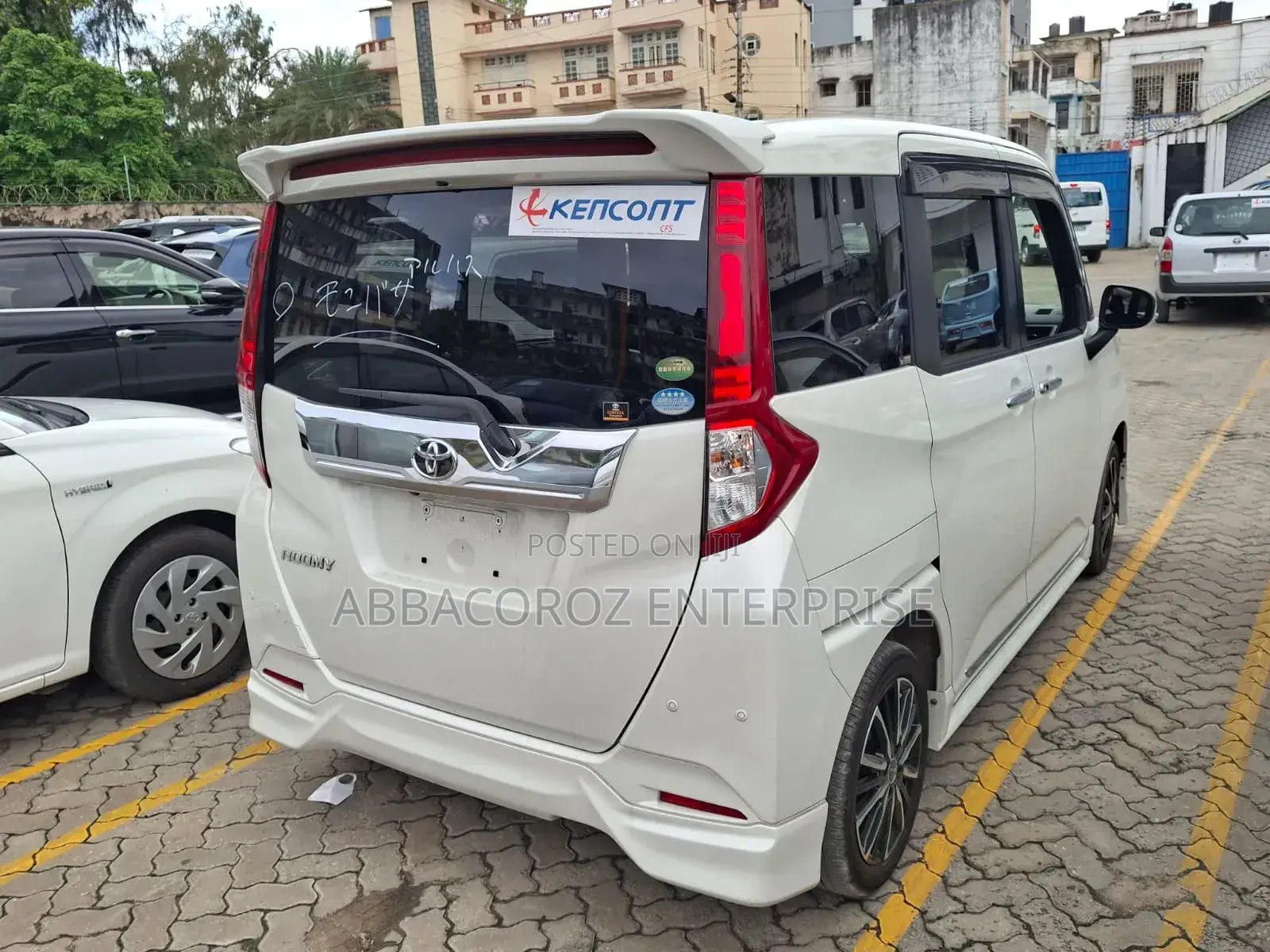 Toyota Roomy 2018 White