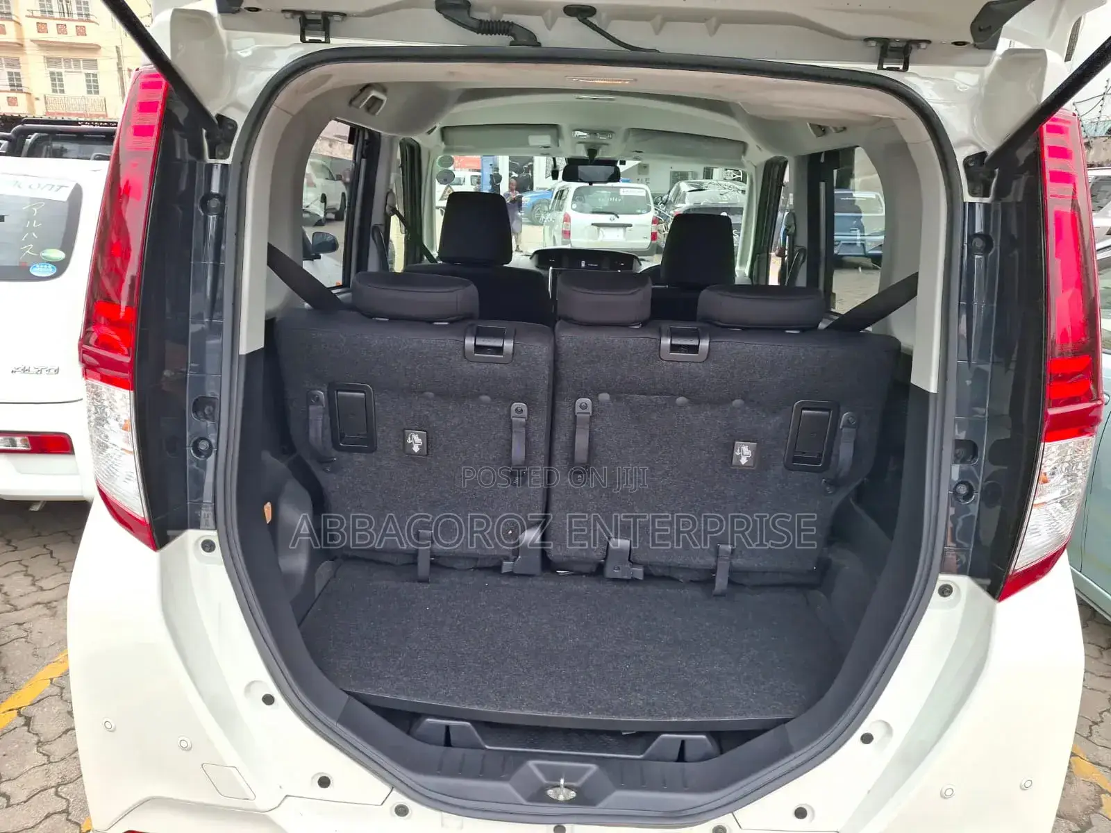 Toyota Roomy 2018 White