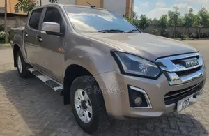 Isuzu D-MAX 2015 Gold