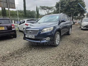 Toyota Vanguard 2012 Blue