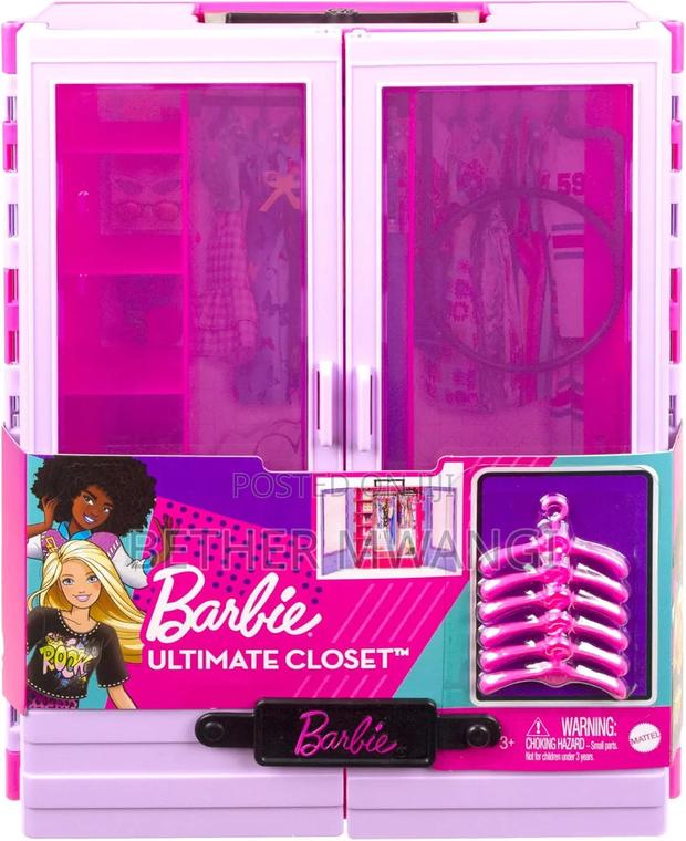 Barbie Fashionistas Ultimate Closet Accessory