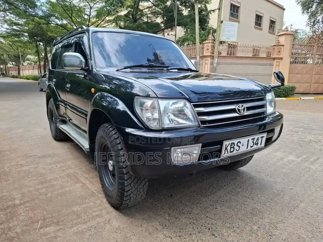 Toyota Land Cruiser Prado 2006 Black