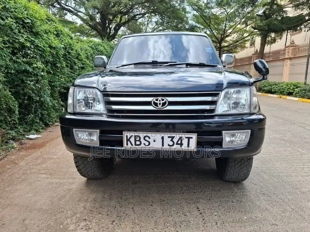 Toyota Land Cruiser Prado 2006 Black