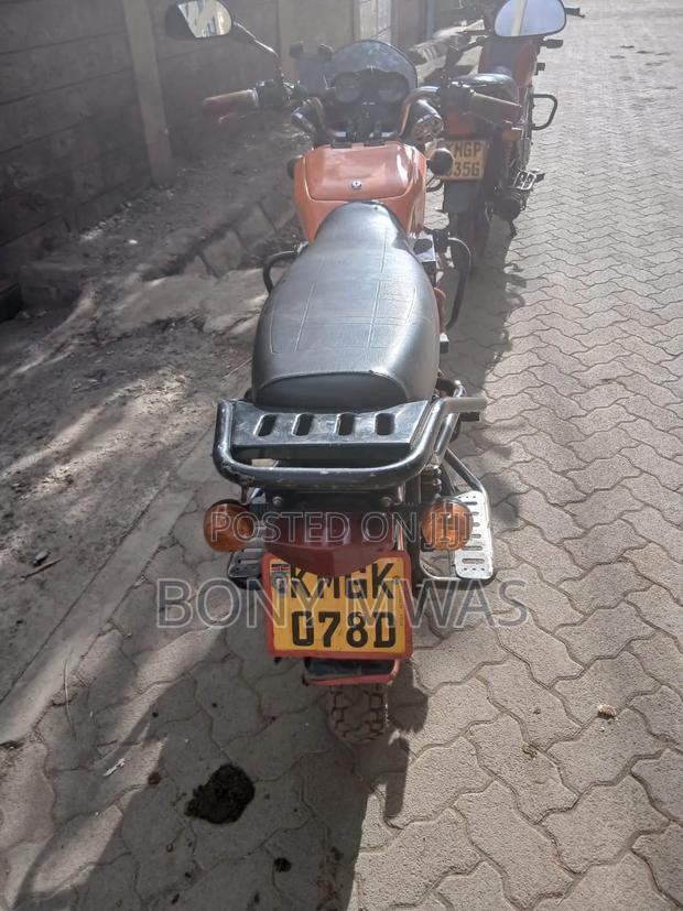 Motorcycle 2024 Orange - thumbnail 4