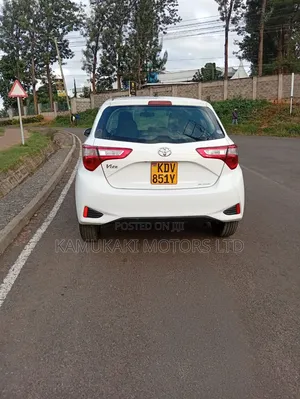 Toyota Vitz 2018 White