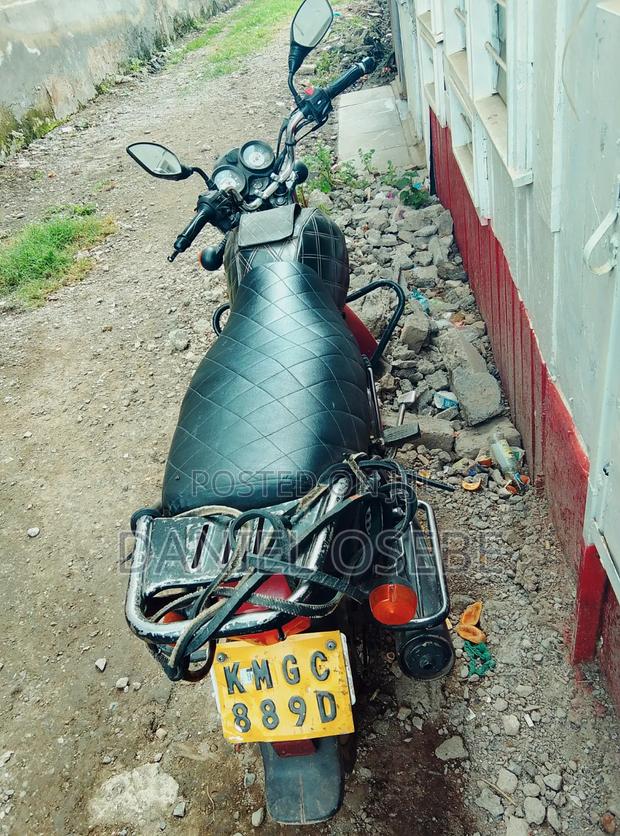 TVS HLX 125 2024 Red