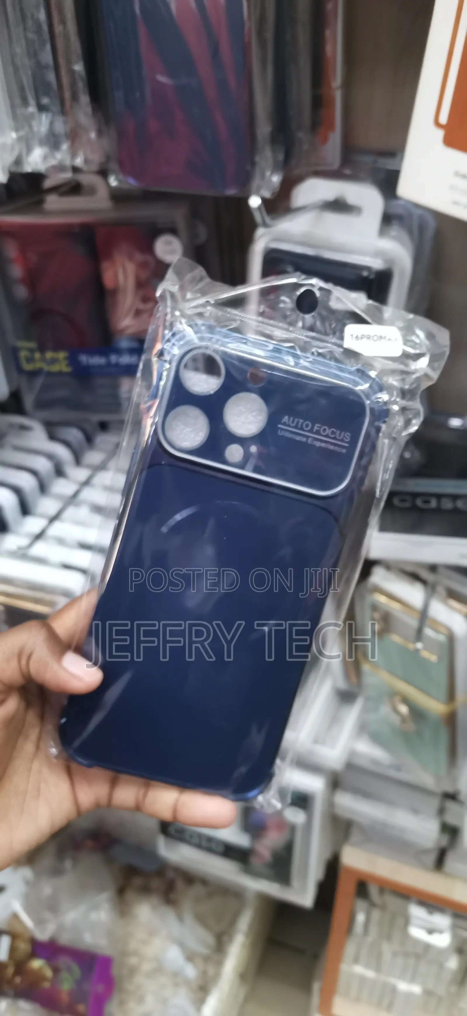 iPhone 16 Pro Max Auto Focus Matte Protective Phone Case