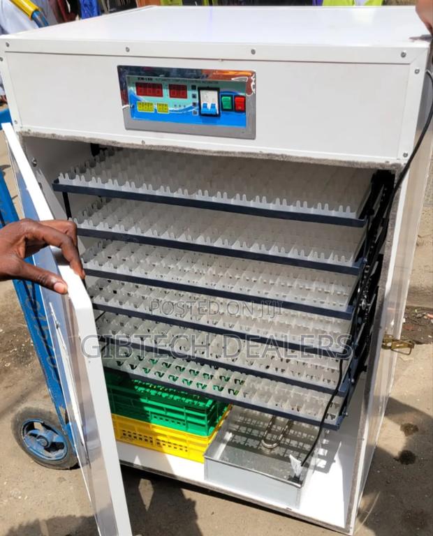 1056 Eggs Full Automatic Incubator