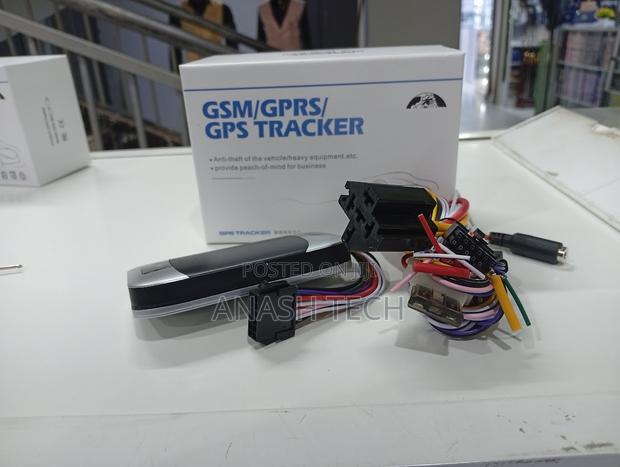 App and Web Based Monitoring Car Tracker Tracking Device - main view
