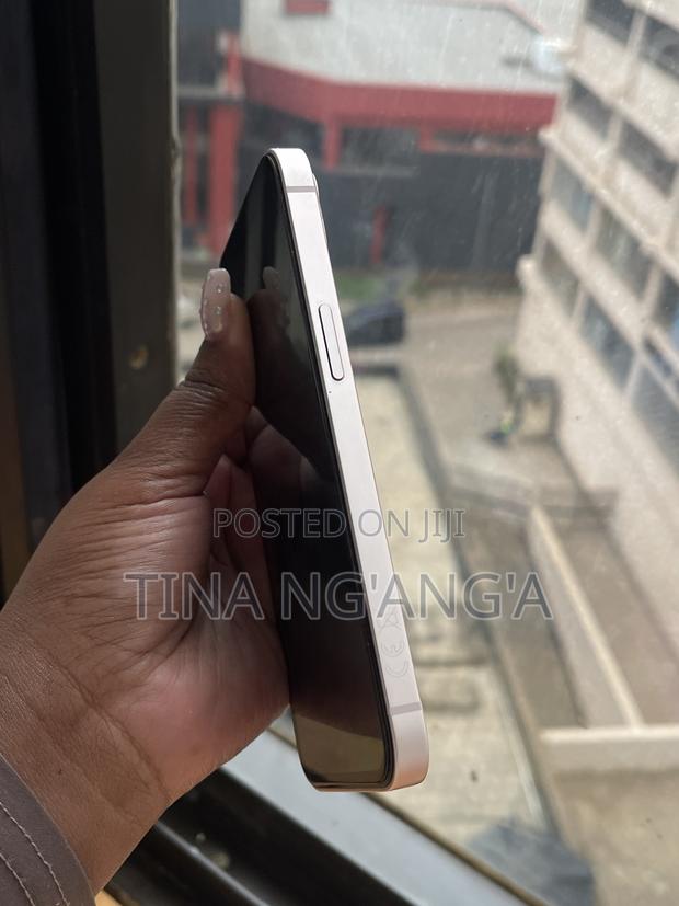 Apple iPhone 13 128 GB Pink - thumbnail 4