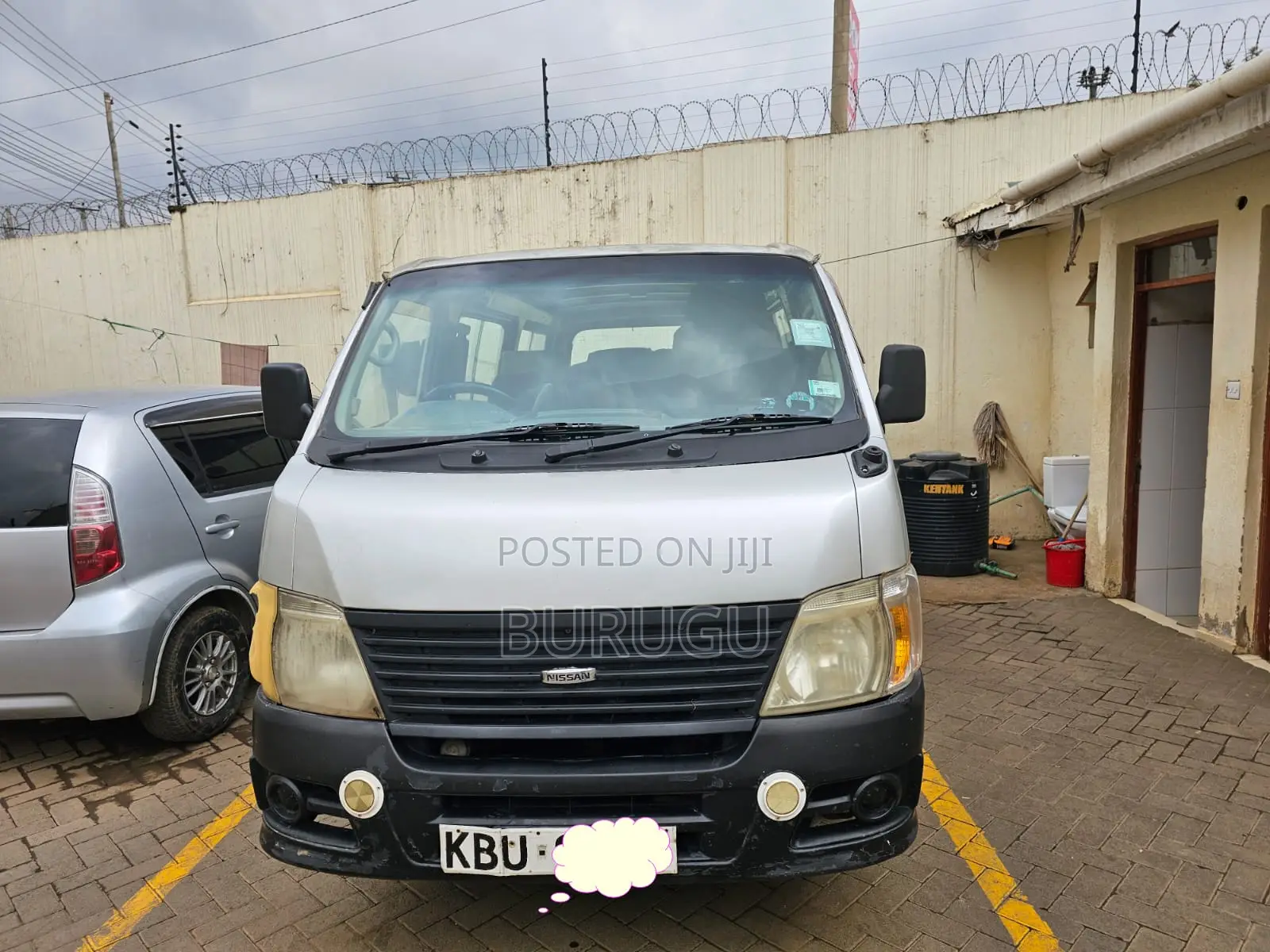 Nissan Caravan (Urvan) 2006 Grey