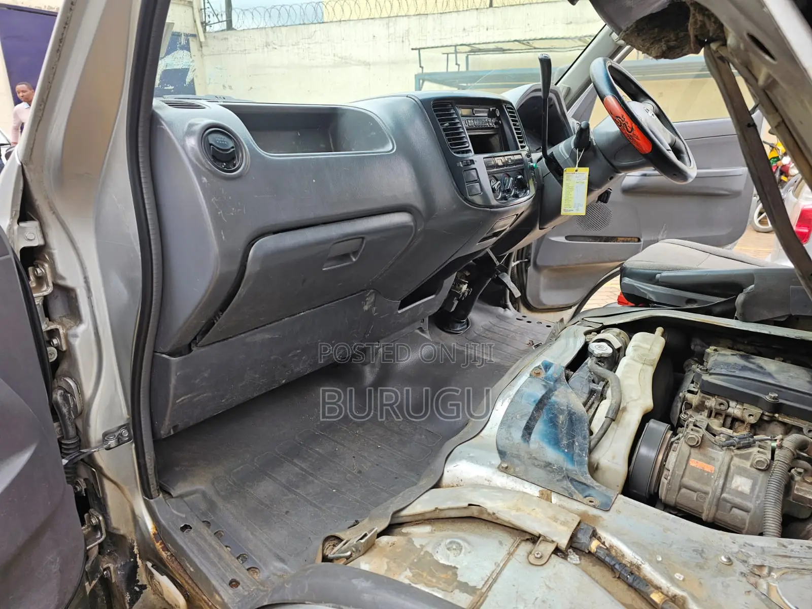 Nissan Caravan (Urvan) 2006 Grey