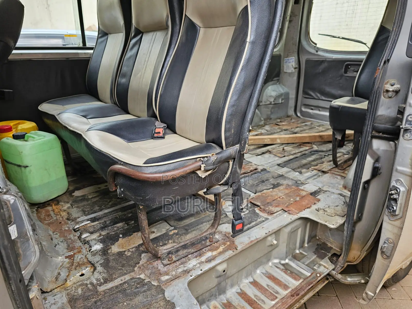Nissan Caravan (Urvan) 2006 Grey