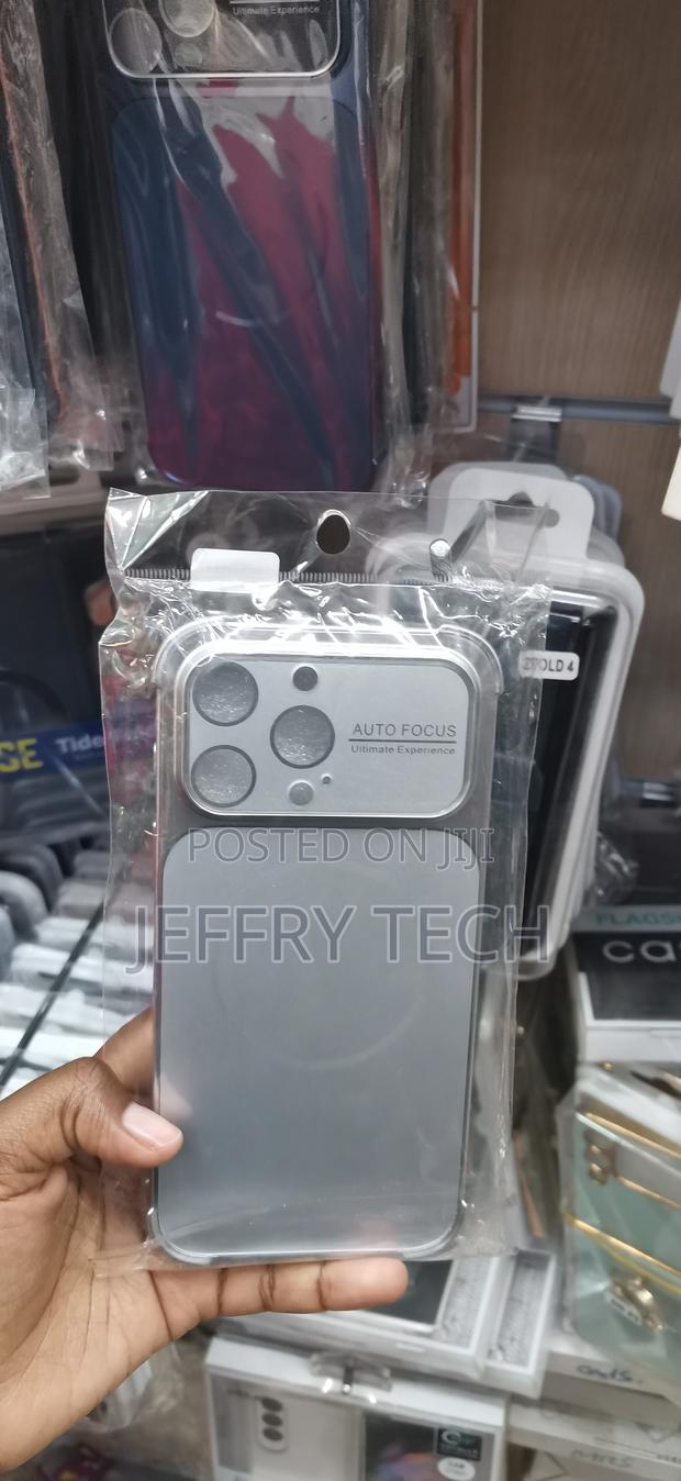 iPhone 17 Pro Max Distinctive Multi-Sensor Layout Case - thumbnail 2